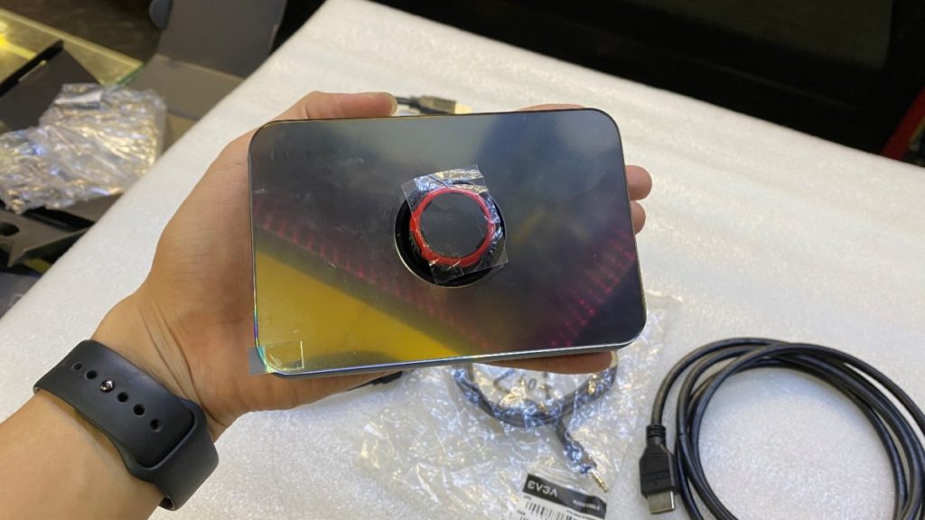 EVGA XR1 Capture Device - Certified for OBS - USB 3.0 - 4K Pass Through - ARGB - Audio Mixer EVGA XR1 Capture Device - Certified for OBS - USB 3.0 - 4K Pass Through - ARGB - Audio Mixer