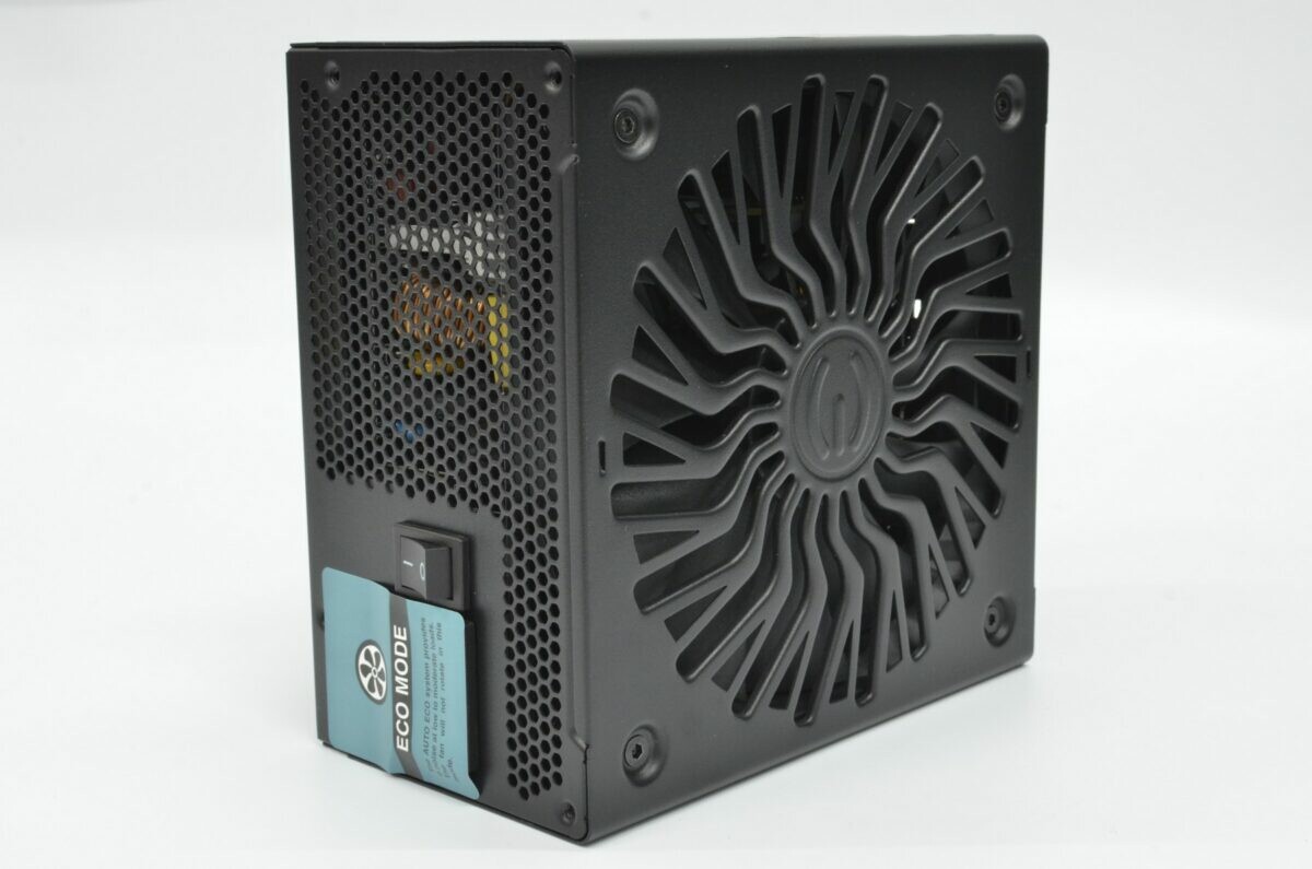 EVGA SuperNOVA 550 GT - 80+ GOLD 550W - Fully Modular