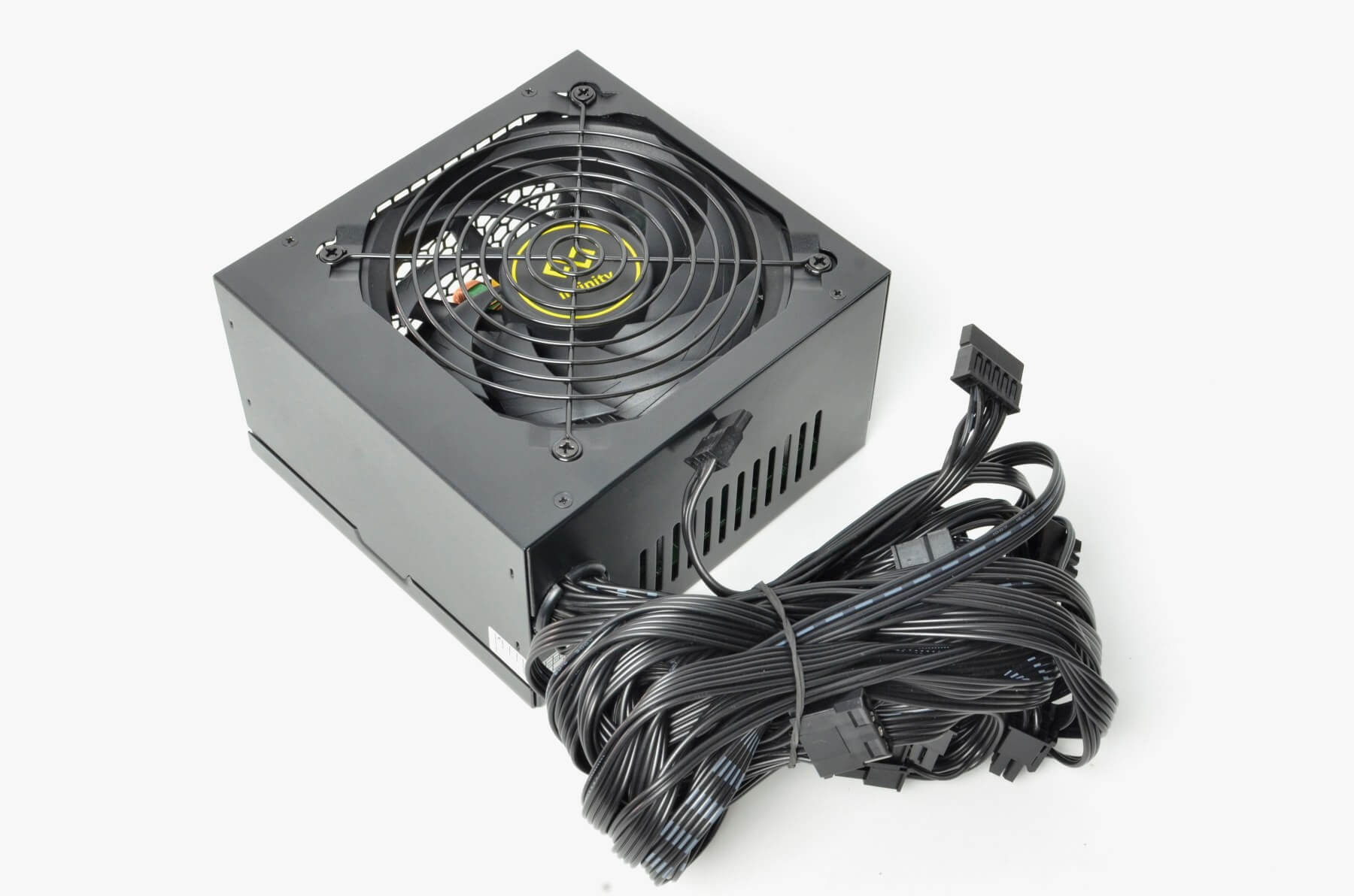 Infinity ECO 550W Single Rail – True Power