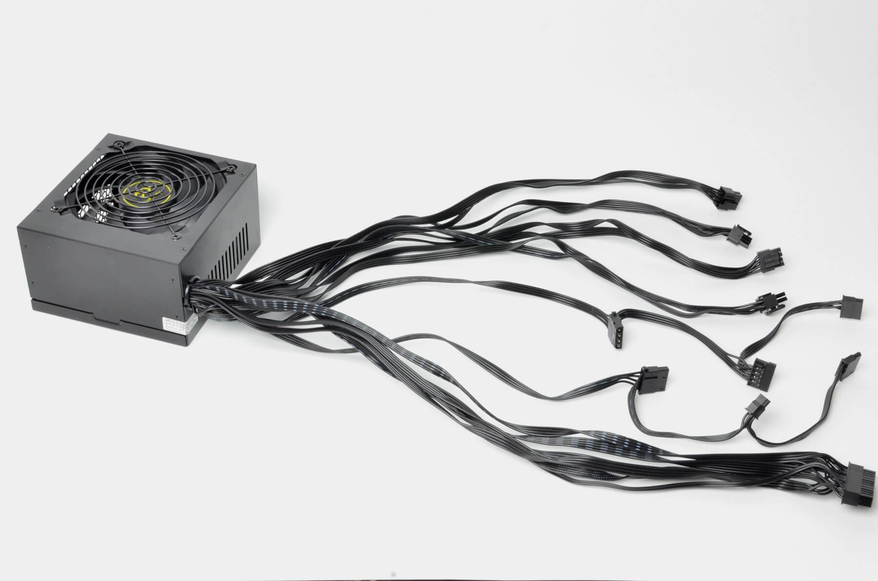 Infinity ECO 550W Single Rail – True Power