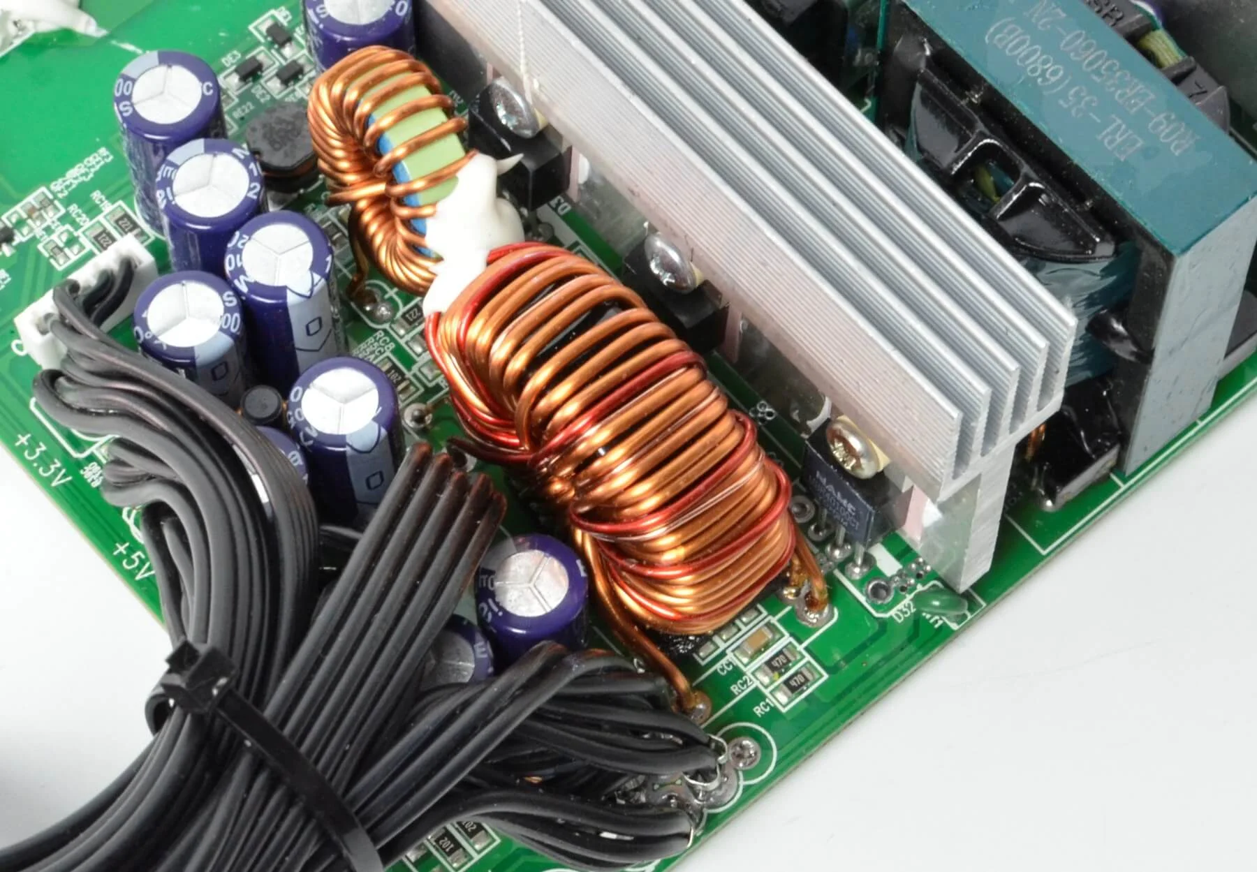 Infinity ECO 550W Single Rail – True Power