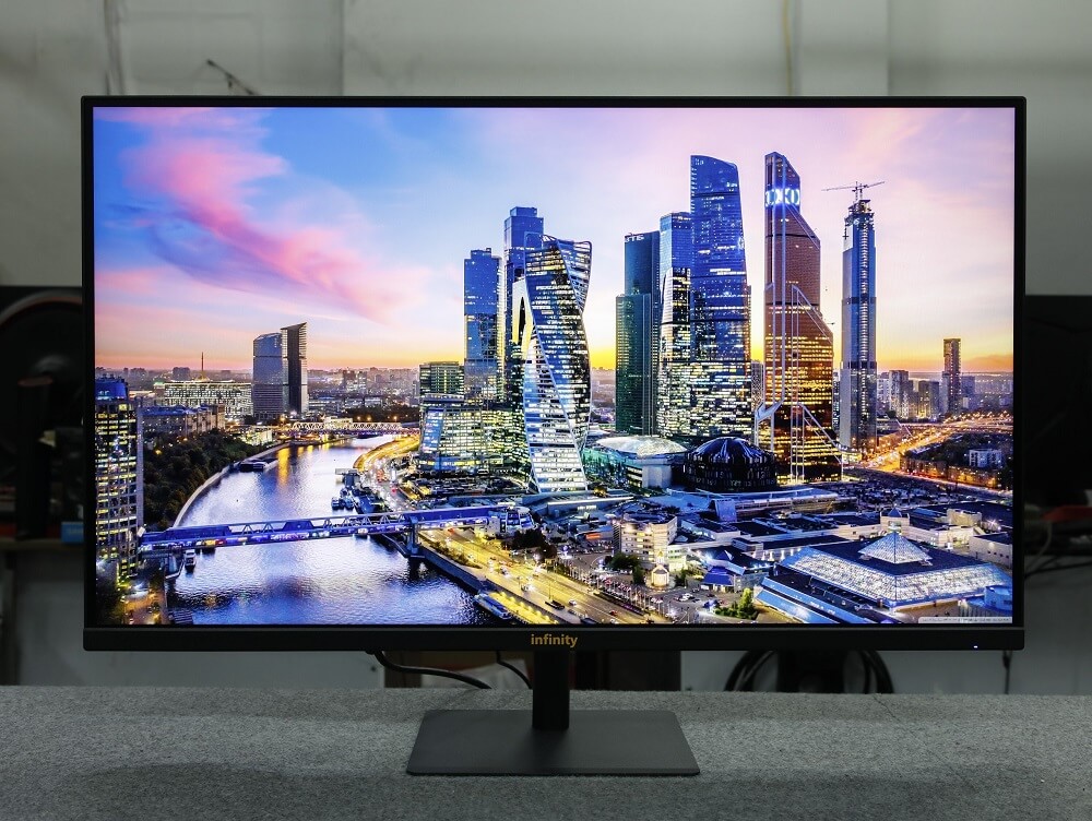 Review Infinity I3223U H3 Infinity I3223U - 32 inch UHD IPS | 60Hz | AMD Freesync | HDR Monitor