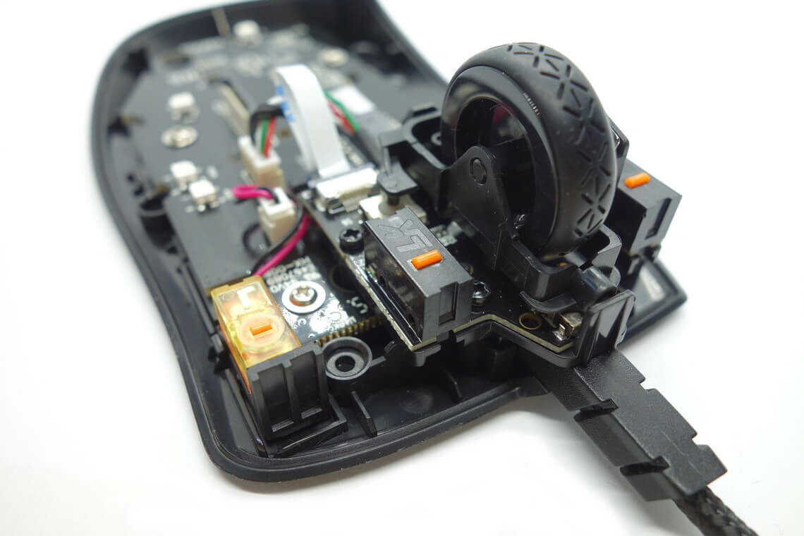 EVGA X15 MMO Gaming Mouse - 8k - Wired - Black - Customizable - 16,000 DPI - 5 Profiles - 20 Buttons - Ergonomic EVGA X15 MMO Gaming Mouse - 8k - Wired - Black - Customizable - 16,000 DPI - 5 Profiles - 20 Buttons - Ergonomic